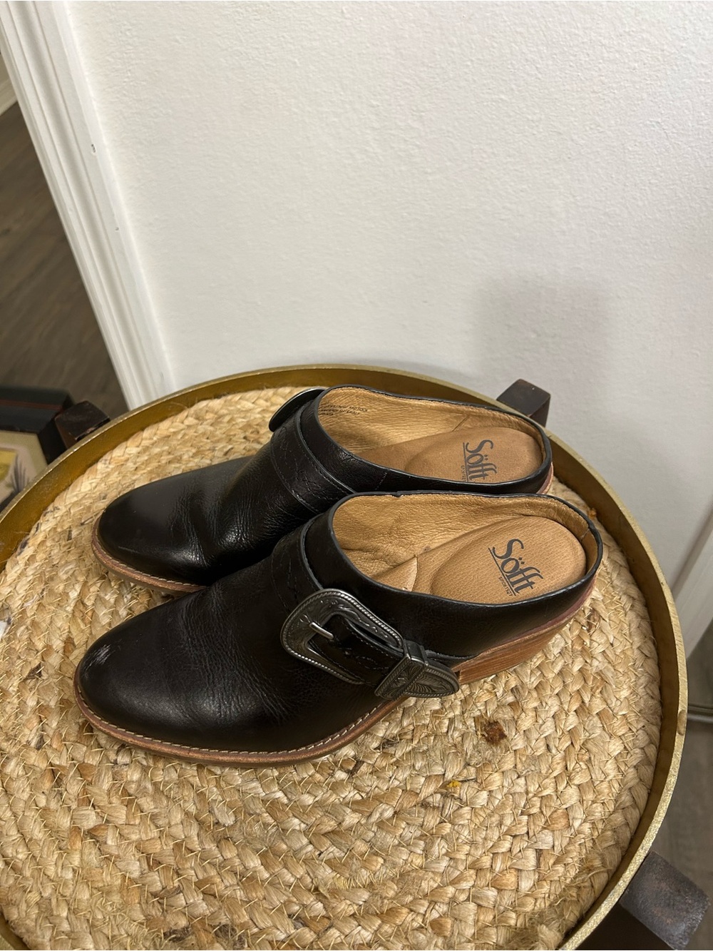 Sofft Black Leather Women's Buckle Mule Clogs